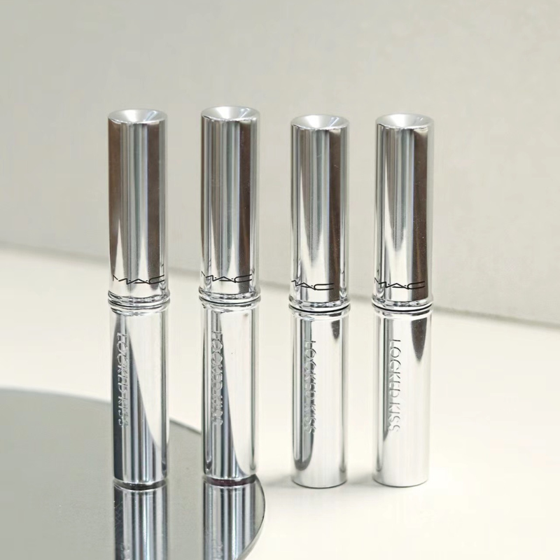 MAC Locked Kiss Khóa Màu Trong 24H