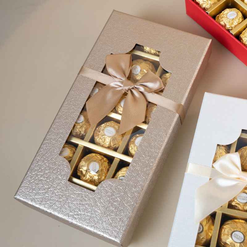 Socola Tặng 14 2 - Socola Ferrero Rocher Hộp Bạc 18 Viên