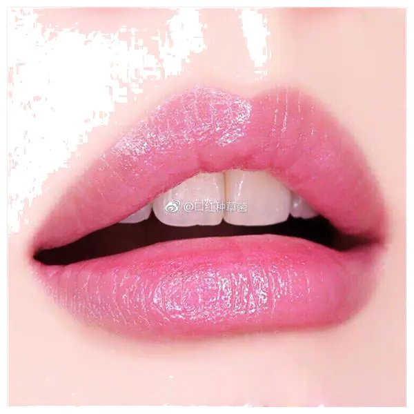 Le Charme  Son Dưỡng Kẹo Dior Addict Lip Glow 207 Rasberry sale mạnh  các nàng ah  Dòng dưỡng môi của Dior giúp làm bền và tăng cường màu sắc tự