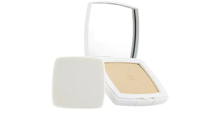 Phấn Phủ Chanel Le Blanc Tone 21 Whitening Compact Foundation SPF 25/ PA+++  12g