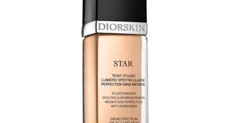 Kem Nền Dior Star Diorskin SPF30/PA++ 30ml Cho Làn Da Khô